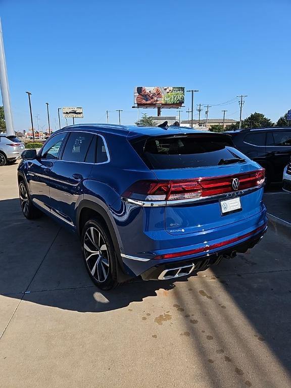 new 2026 Volkswagen Atlas Cross Sport car, priced at $53,254