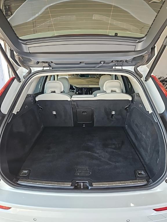 used 2022 Volvo XC60 car, priced at $20,988
