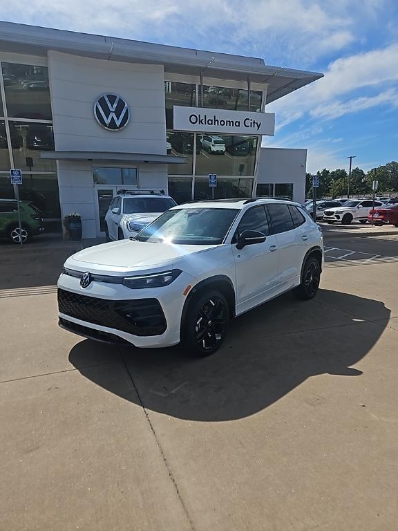 new 2025 Volkswagen Tiguan car, priced at $34,735