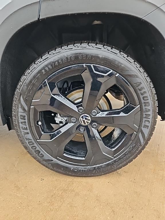 new 2026 Volkswagen Taos car, priced at $34,934