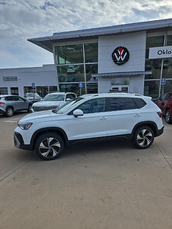 new 2026 Volkswagen Taos car, priced at $31,958