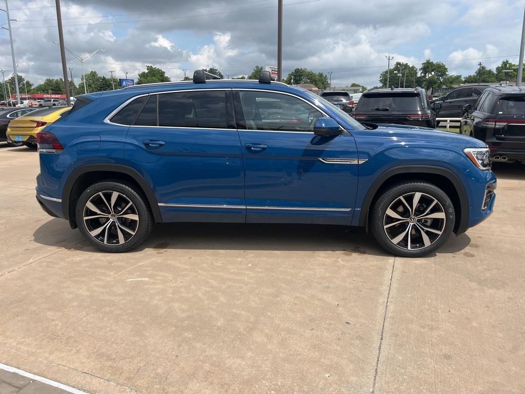 new 2025 Volkswagen Atlas Cross Sport car, priced at $49,168