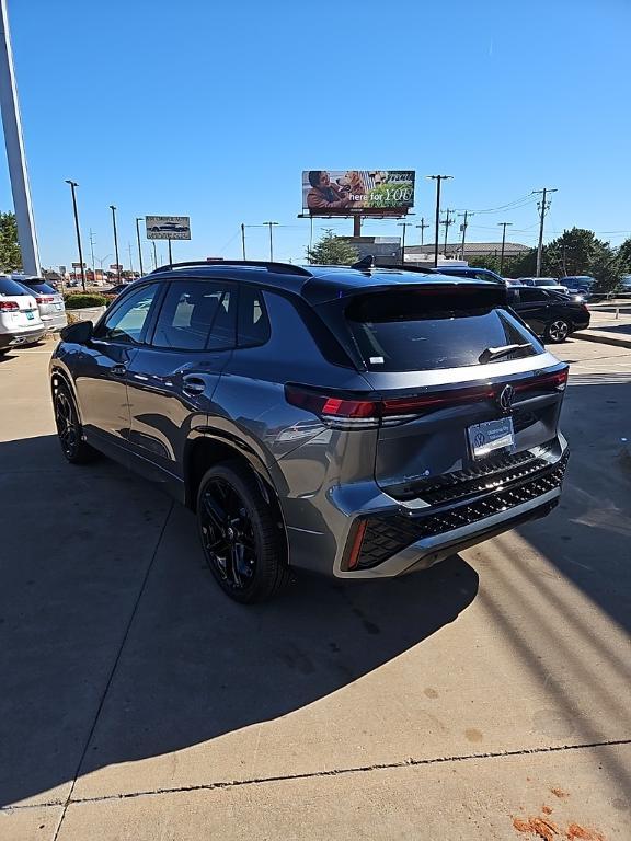 new 2026 Volkswagen Tiguan car, priced at $39,026