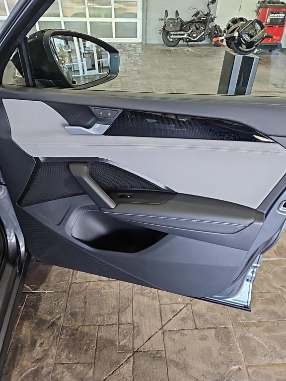 new 2026 Volkswagen Tiguan car, priced at $39,026