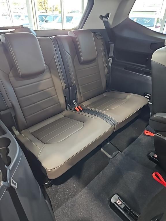 new 2026 Volkswagen Atlas car, priced at $48,371