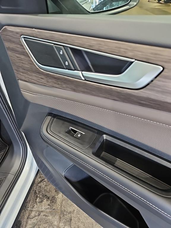 new 2026 Volkswagen Atlas car, priced at $48,371