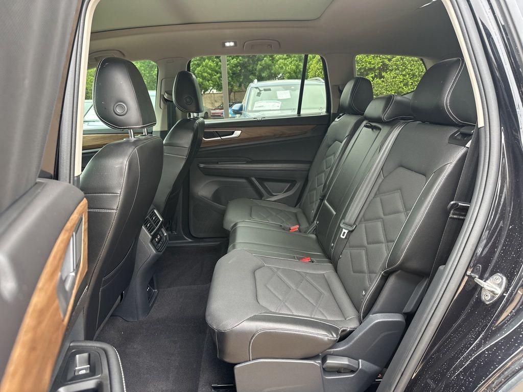 used 2024 Volkswagen Atlas car, priced at $25,597