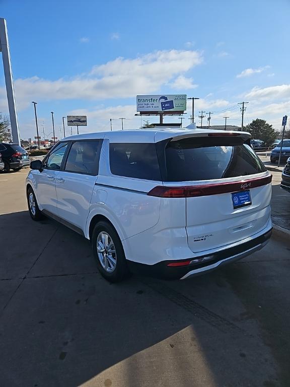 used 2024 Kia Carnival car, priced at $27,274