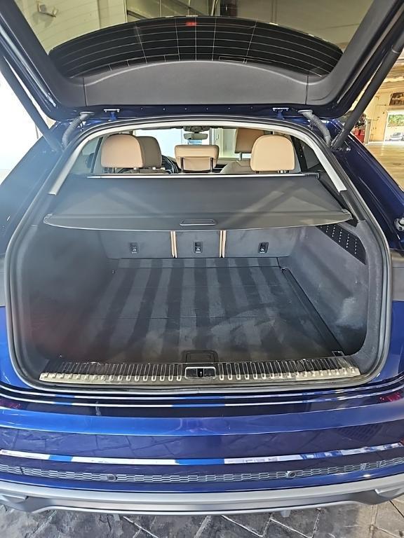 used 2022 Audi Q8 car, priced at $39,895