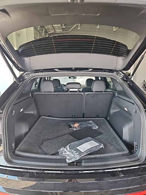 new 2026 Volkswagen Atlas Cross Sport car, priced at $36,930