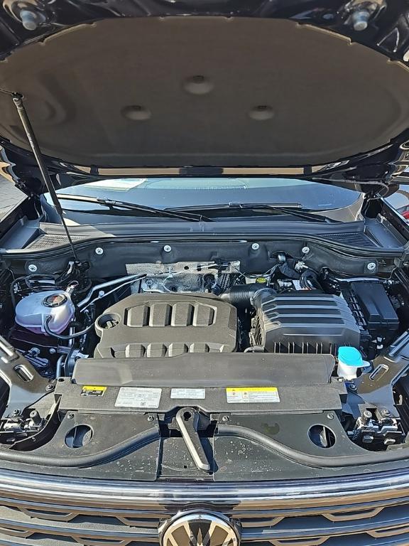 new 2026 Volkswagen Atlas Cross Sport car, priced at $36,930