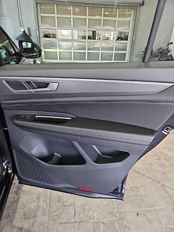 new 2026 Volkswagen Atlas Cross Sport car, priced at $36,930