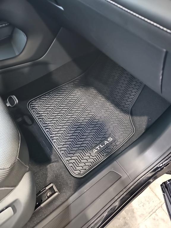 new 2026 Volkswagen Atlas Cross Sport car, priced at $36,930