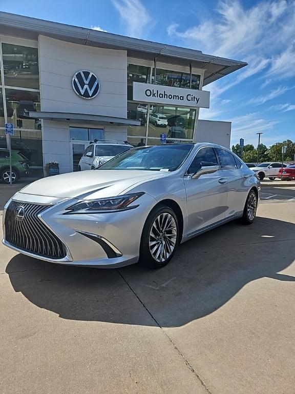 used 2019 Lexus ES 350 car, priced at $30,341