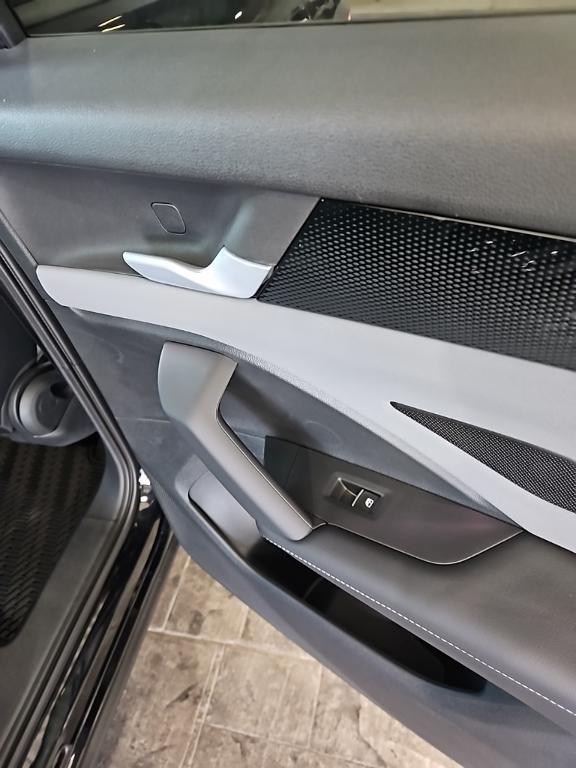 new 2025 Volkswagen Tiguan car, priced at $31,154