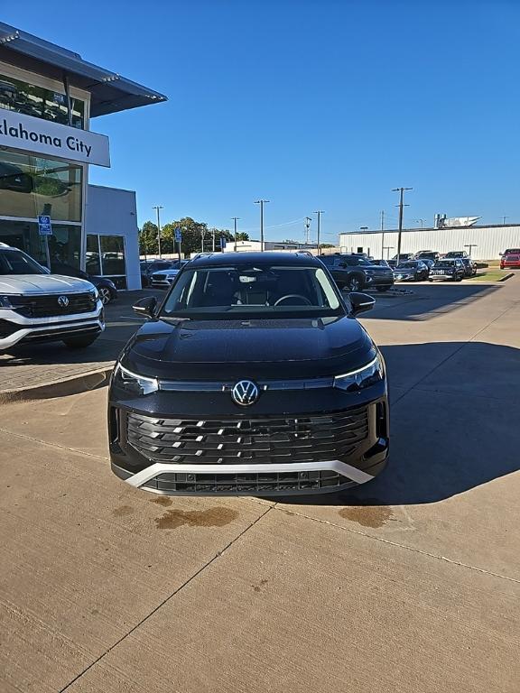 new 2025 Volkswagen Tiguan car, priced at $31,154