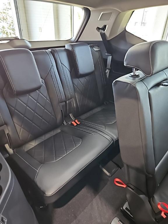 new 2026 Volkswagen Atlas car, priced at $52,618