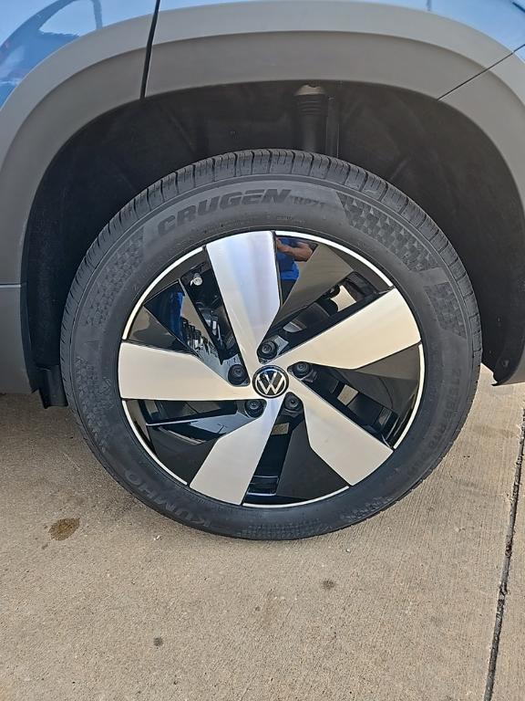 new 2026 Volkswagen Taos car, priced at $30,285