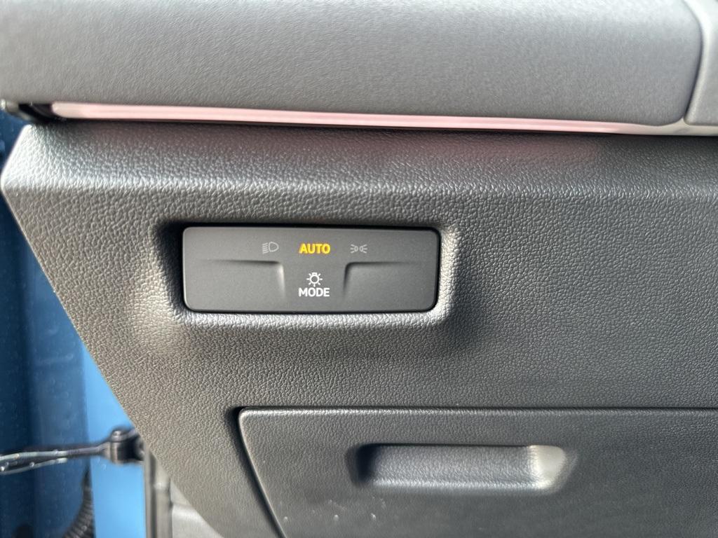 new 2025 Volkswagen Tiguan car, priced at $34,959