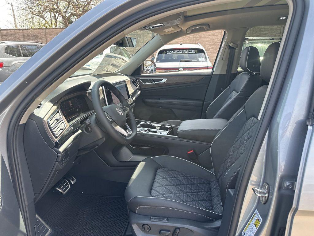 new 2026 Volkswagen Atlas car, priced at $54,664