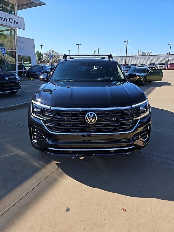 new 2026 Volkswagen Atlas Cross Sport car, priced at $51,969