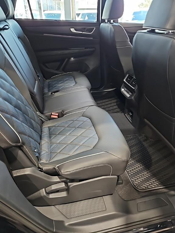 new 2026 Volkswagen Atlas Cross Sport car, priced at $51,969