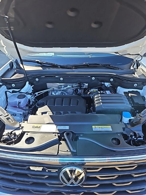 new 2026 Volkswagen Atlas Cross Sport car, priced at $45,421