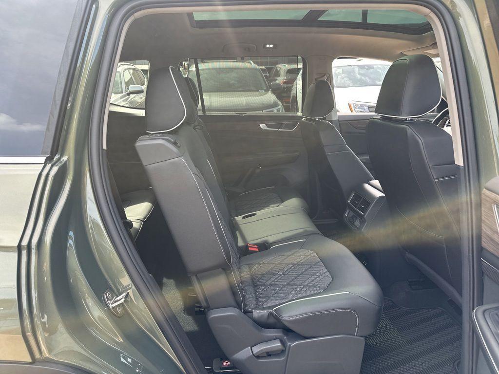 new 2026 Volkswagen Atlas car, priced at $53,279