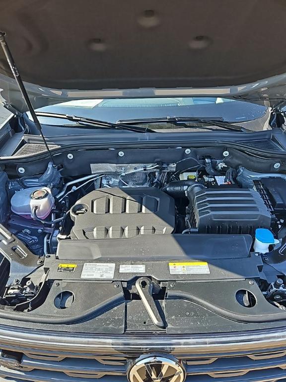 new 2026 Volkswagen Atlas Cross Sport car, priced at $52,379