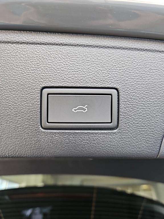 new 2026 Volkswagen Atlas Cross Sport car, priced at $52,580