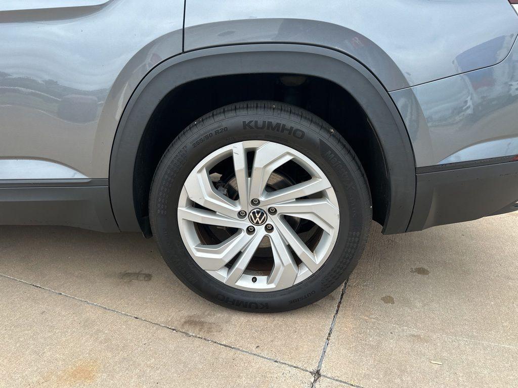 used 2021 Volkswagen Atlas car, priced at $18,597