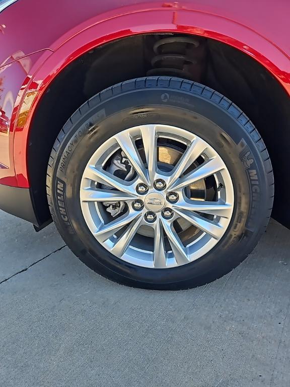 used 2023 Cadillac XT5 car, priced at $26,203