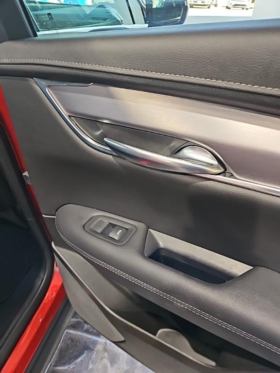 used 2023 Cadillac XT5 car, priced at $26,203