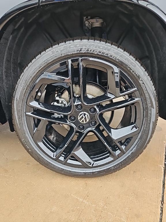 new 2026 Volkswagen Tiguan car, priced at $38,939