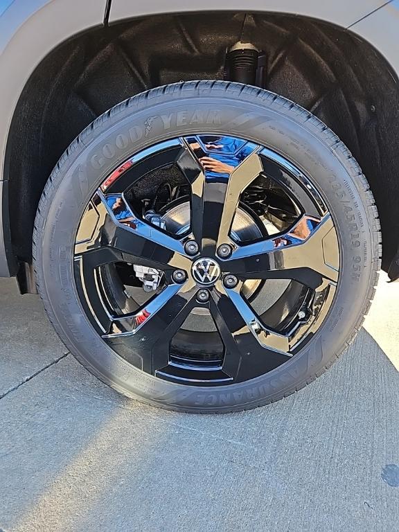 new 2026 Volkswagen Taos car, priced at $36,941