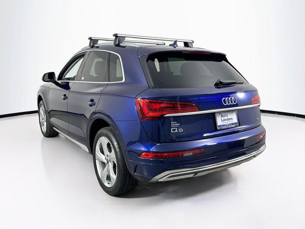 Audi Q5 view 7