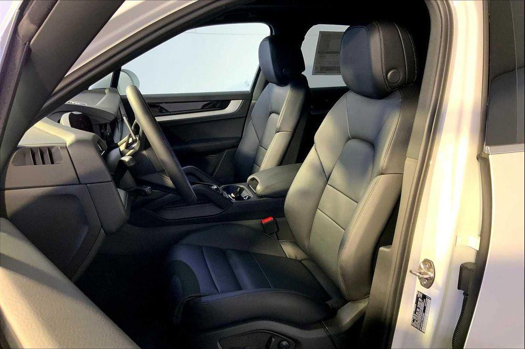 new 2026 Porsche Cayenne car, priced at $102,740