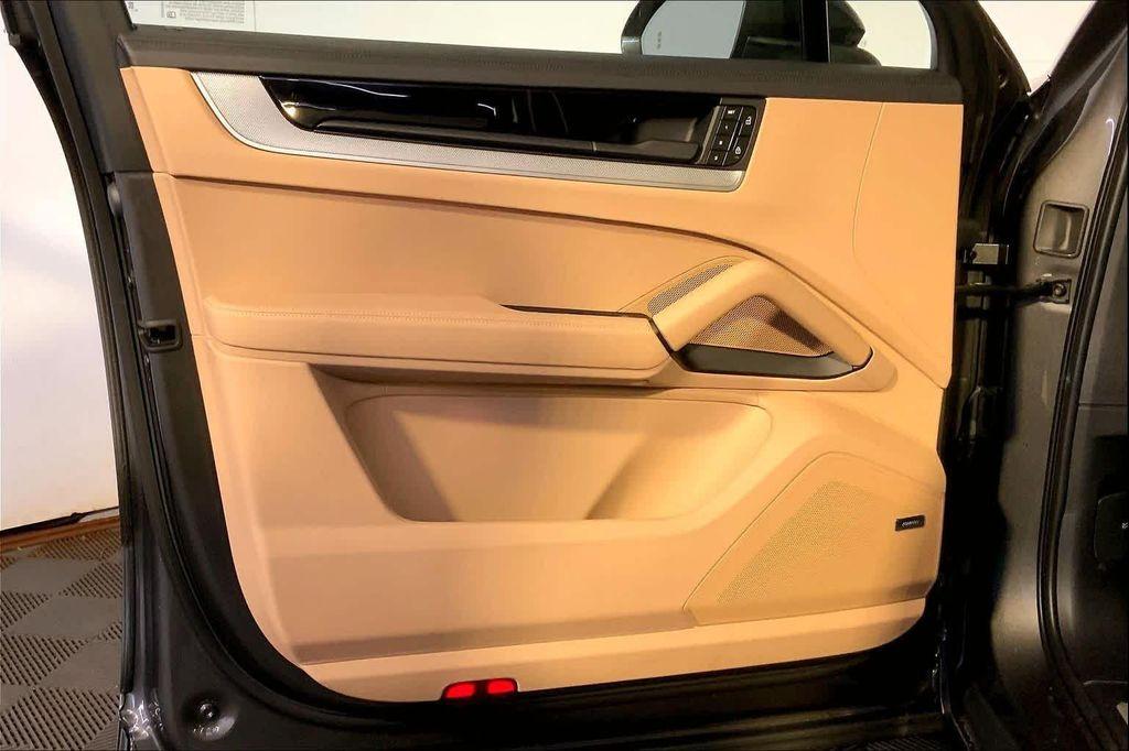new 2026 Porsche Cayenne car, priced at $139,630