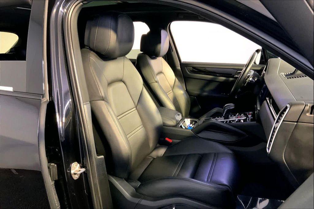 used 2021 Porsche Cayenne car, priced at $47,564