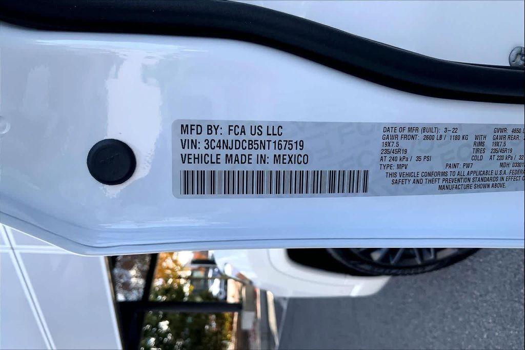 2022 Bright White Clearcoat Jeep Compass