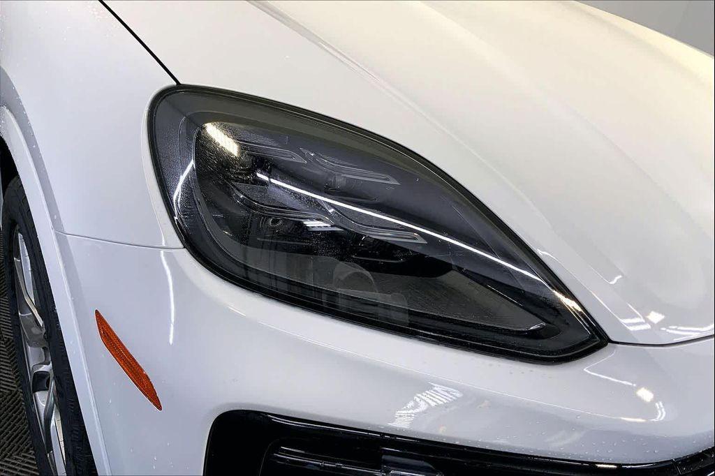 new 2026 Porsche Cayenne car, priced at $107,830