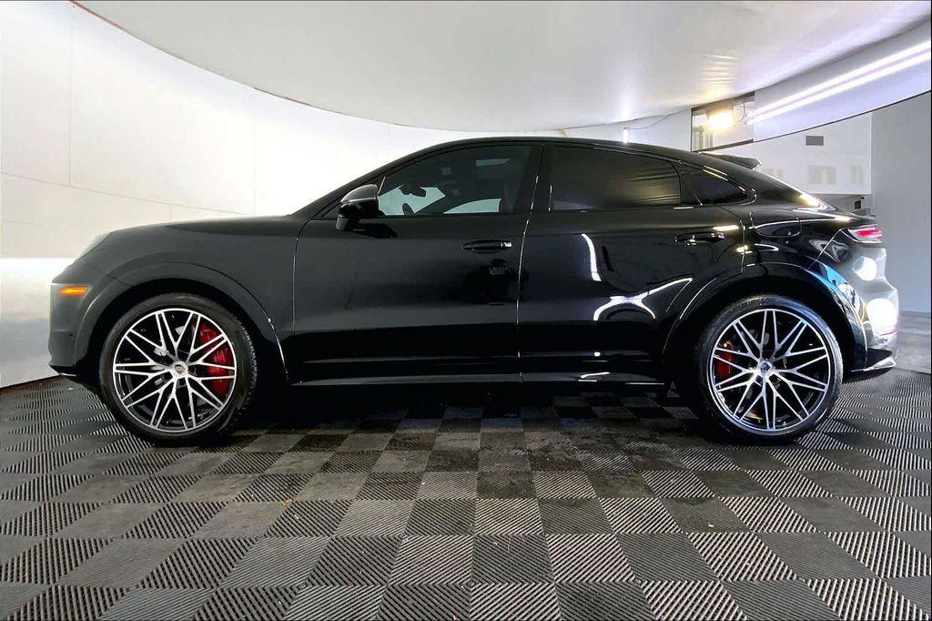 used 2025 Porsche Cayenne car, priced at $169,991