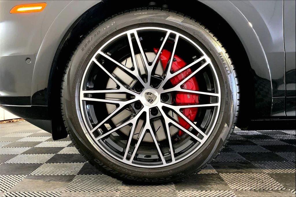 used 2025 Porsche Cayenne car, priced at $169,991