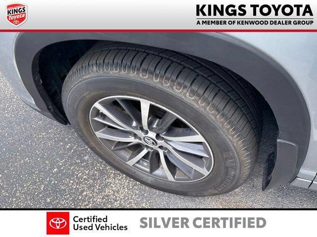 used 2018 Toyota Highlander car, priced at $22,448