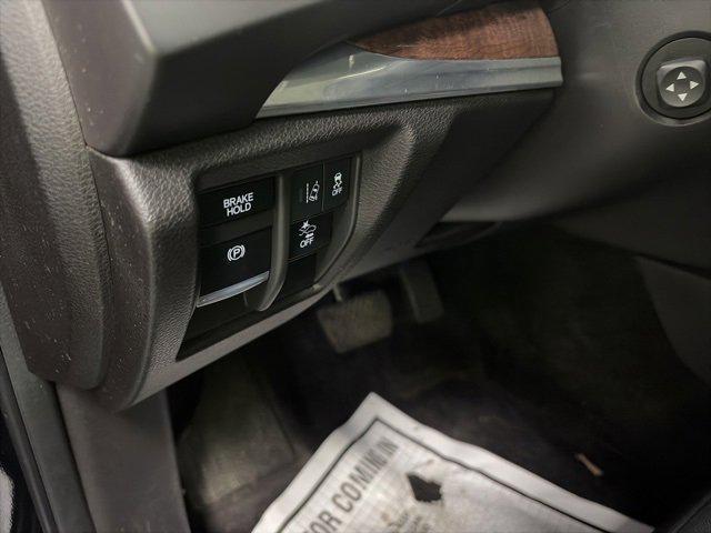 used 2017 Acura MDX car, priced at $18,300