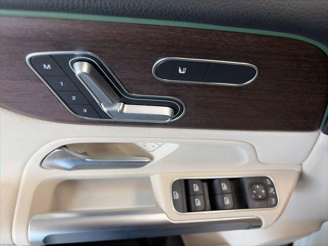 used 2021 Mercedes-Benz GLB 250 car, priced at $21,700