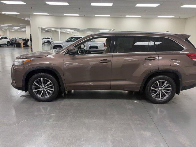 used 2017 Toyota Highlander car, priced at $18,800