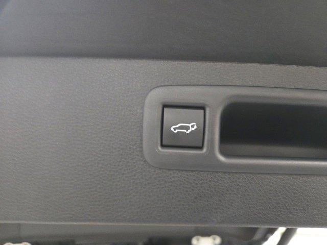 new 2026 Toyota Highlander Hybrid car, priced at $58,302