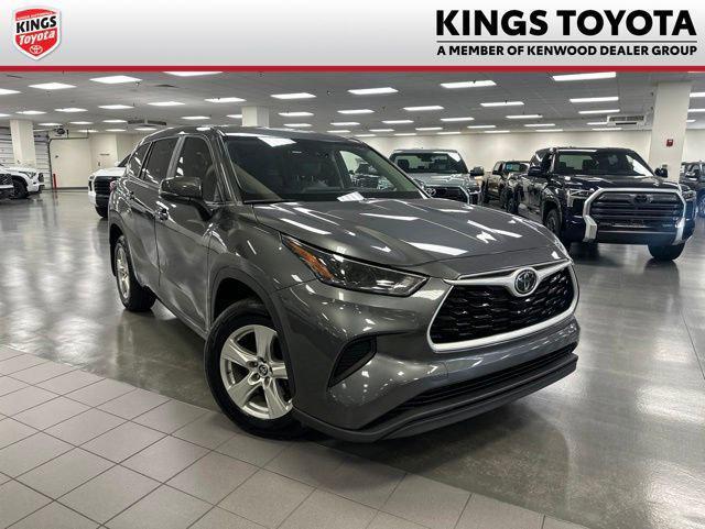 used 2023 Toyota Highlander car, priced at $29,560