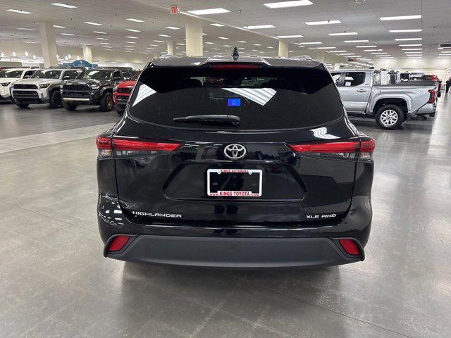used 2023 Toyota Highlander car, priced at $36,400